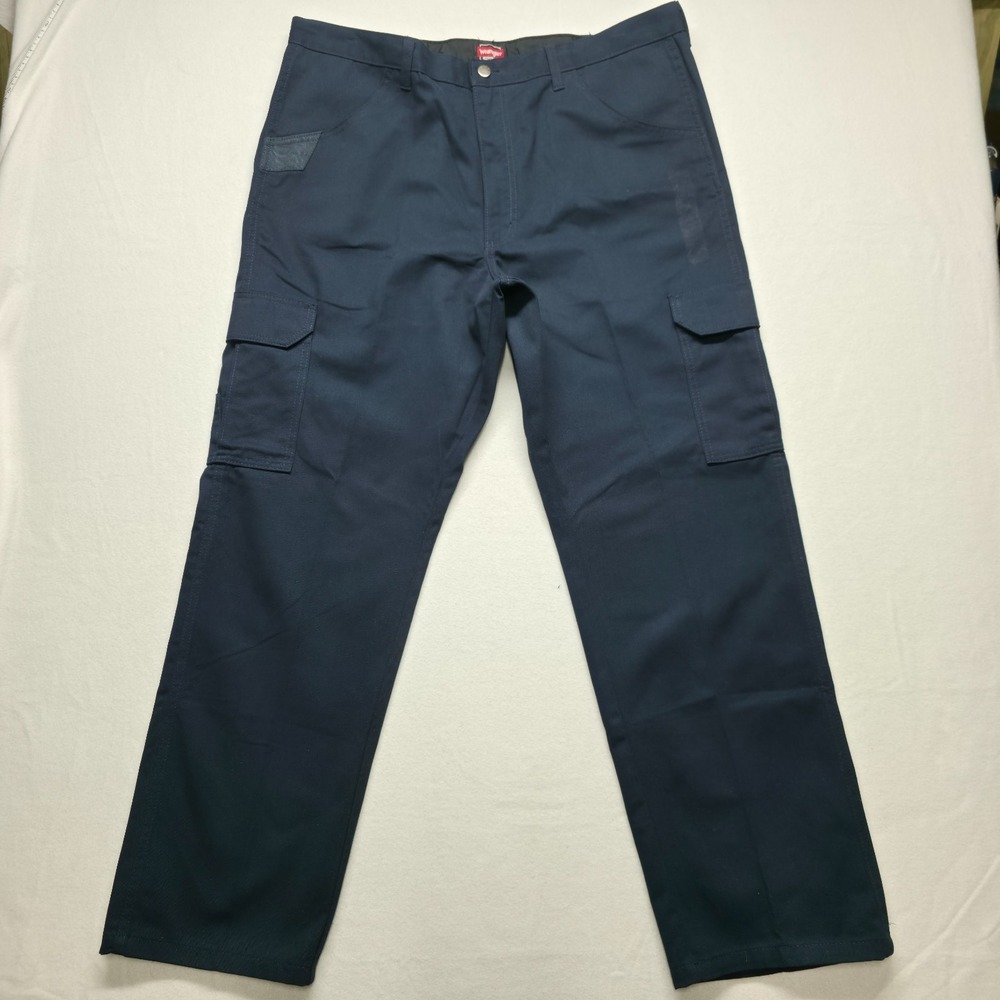 Wrangler Workwear Men's Blue Relaxed Fit Cargo Pants Size 40x32 NWT